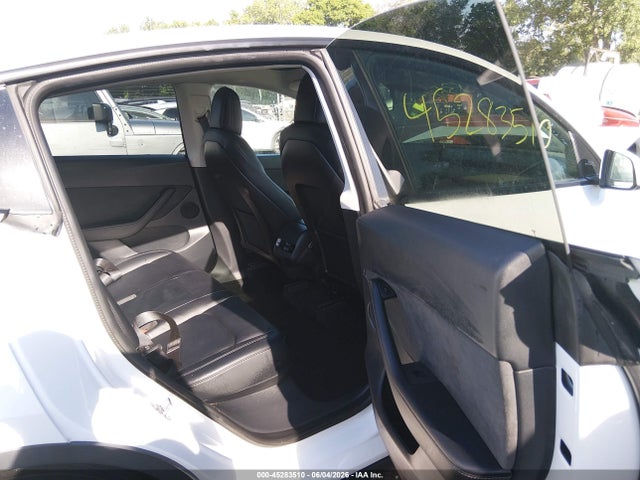 Продажа на аукционе авто 2021 Tesla Model Y Long Range Dual Motor All-wheel Drive, vin: 5YJYGDEE5MF208246, номер лота: 45283510