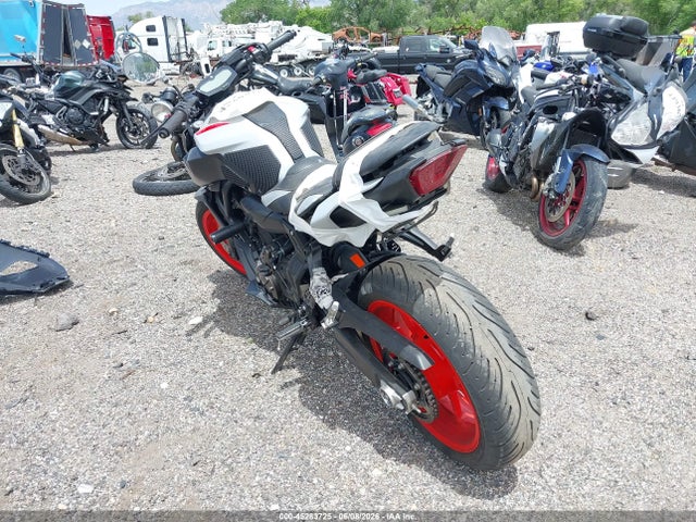 Yamaha MT07 2019 JYARM27E9KA004128 Image 3