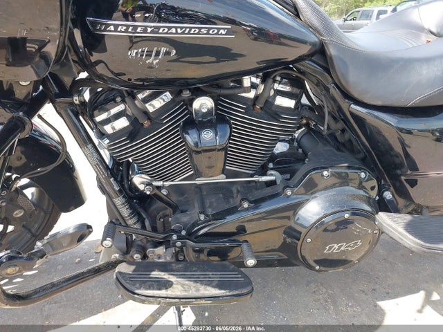 Harley-Davidson FLTRXS 2019 1HD1KTP12KB606999 Image 9
