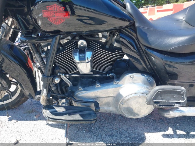 Harley-Davidson FLHT 2019 1HD1FVC25KB676107 Image 9