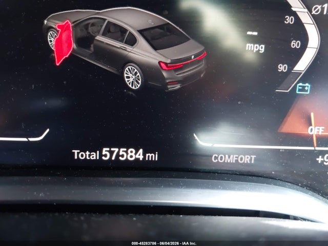 BMW 750i Xdrive 2021 WBA7U2C00MCF14736 Image 15