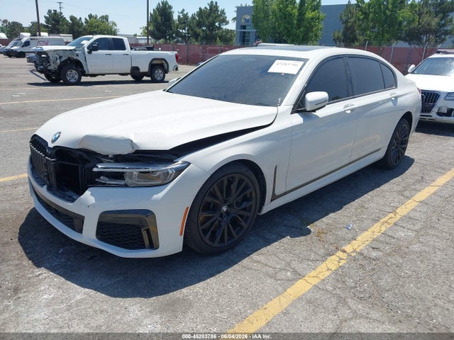 BMW 750i Xdrive 2021 WBA7U2C00MCF14736 Image 2