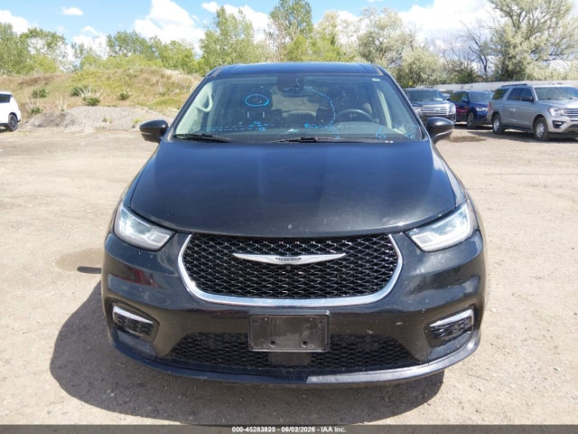 Chrysler Pacifica Hybrid Touring L 2023 2C4RC1L7XPR555955 Image 12