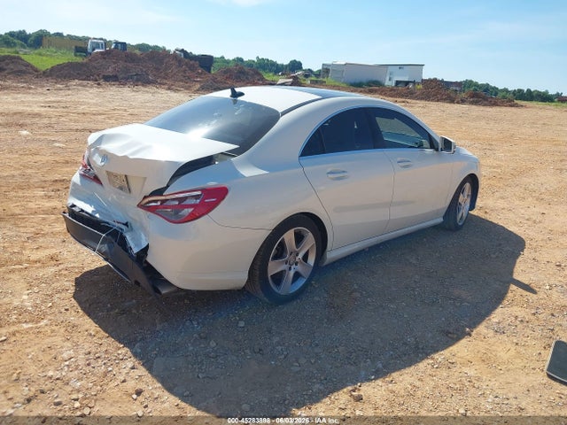 Mercedes-Benz CLA 250 2016 WDDSJ4EB0GN303970 Image 4
