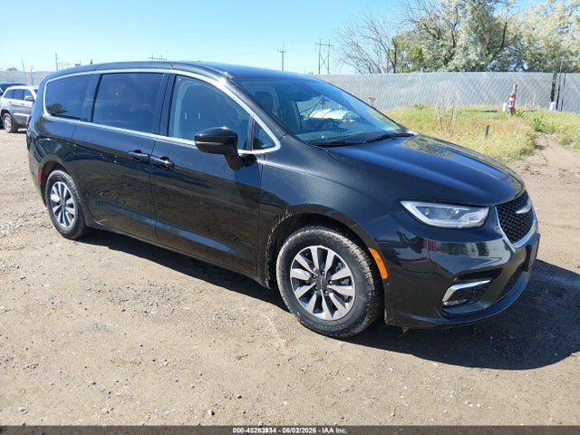 Продажа на аукционе авто 2023 Chrysler Pacifica Hybrid Touring L, vin: 2C4RC1L75PR572694, номер лота: 45283934