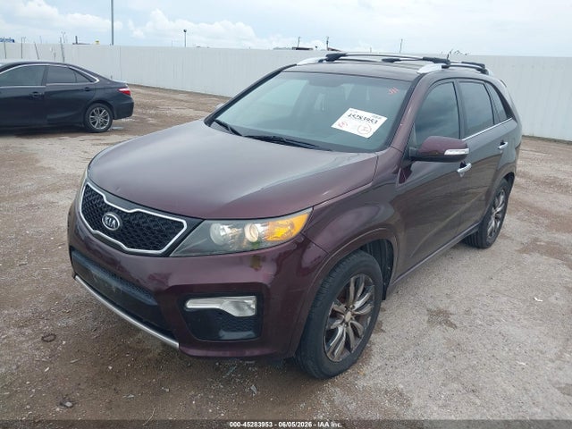 45283953 :رقم المزاد ، 5XYKW4A24DG322235 vin ، 2013 Kia Sorento Sx مزاد بيع