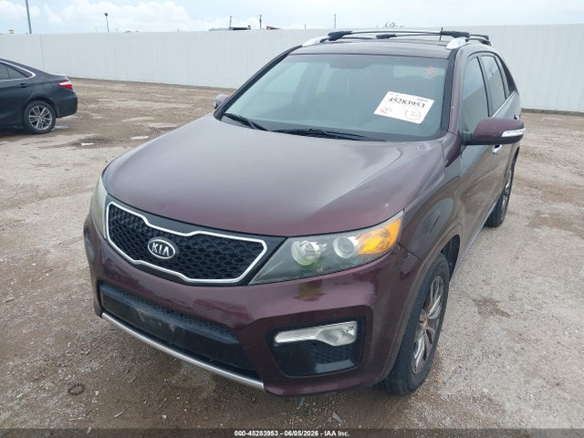 45283953 :رقم المزاد ، 5XYKW4A24DG322235 vin ، 2013 Kia Sorento Sx مزاد بيع