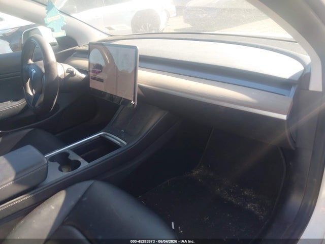 Tesla Model 3 Long Range 2021 5YJ3E1EB3MF924793 Image 5