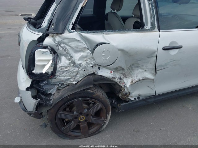 Mini Se Hardtop Cooper 2022 WMW13DJ09N2R93413 Image 6