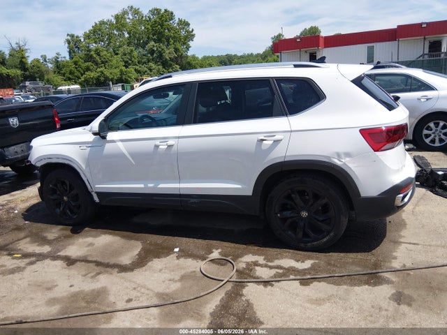 45284005 :رقم المزاد ، 3VVNX7B20PM323725 vin ، 2023 Volkswagen Taos 1.5t Se مزاد بيع