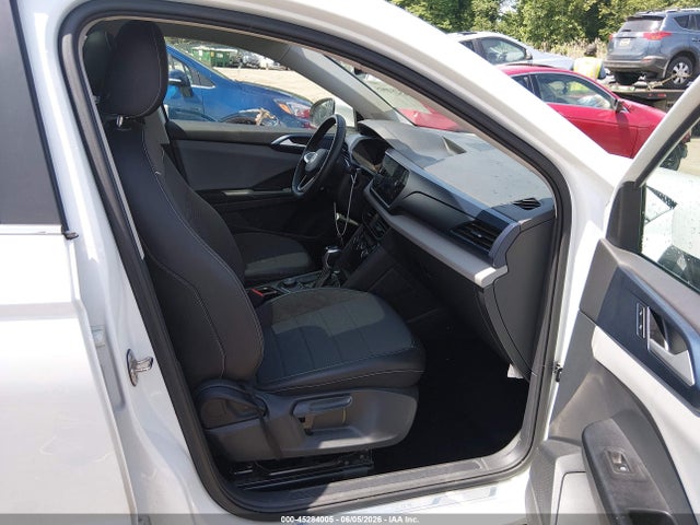 45284005 :رقم المزاد ، 3VVNX7B20PM323725 vin ، 2023 Volkswagen Taos 1.5t Se مزاد بيع