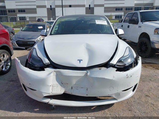 Продаж на аукціоні авто 2024 Tesla Model Y Long Range Single Motor Rear-wheel Drive/rwd, vin: 7SAYGDED1RF047606, номер лоту: 45284062