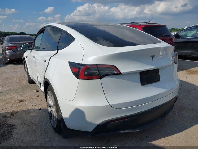 Продаж на аукціоні авто 2024 Tesla Model Y Long Range Single Motor Rear-wheel Drive/rwd, vin: 7SAYGDED1RF047606, номер лоту: 45284062