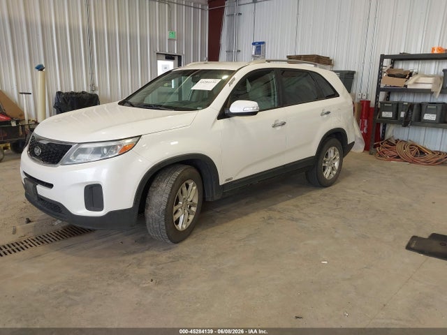 45284139 :رقم المزاد ، 5XYKTDA73FG595156 vin ، 2015 Kia Sorento Lx V6 مزاد بيع