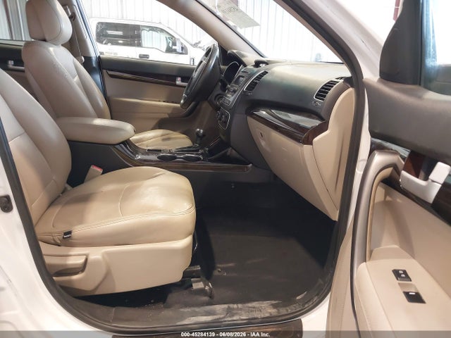 45284139 :رقم المزاد ، 5XYKTDA73FG595156 vin ، 2015 Kia Sorento Lx V6 مزاد بيع