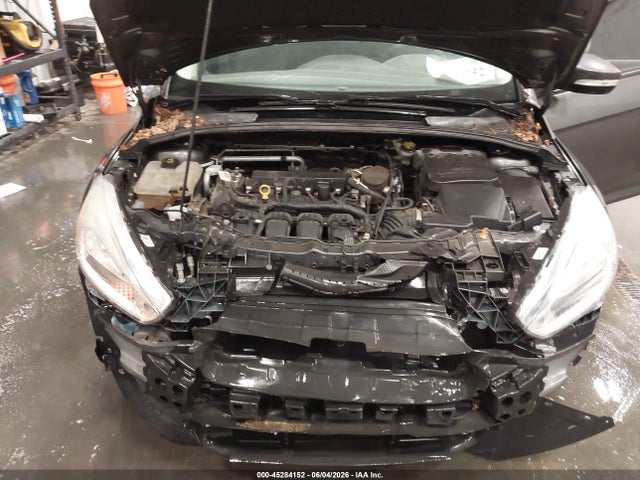 Ford FOCUS SE 2015 1FADP3F21FL241652 Image 10