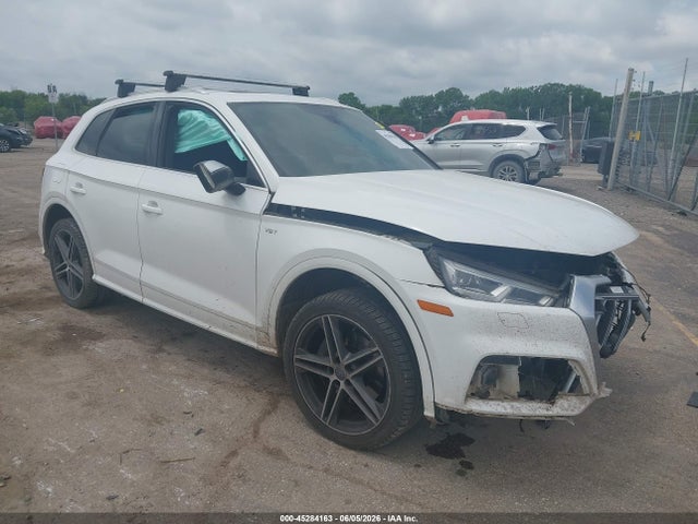 45284163 :رقم المزاد ، WA1C4AFY7J2119409 vin ، 2018 Audi Sq5 3.0t Premium Plus مزاد بيع