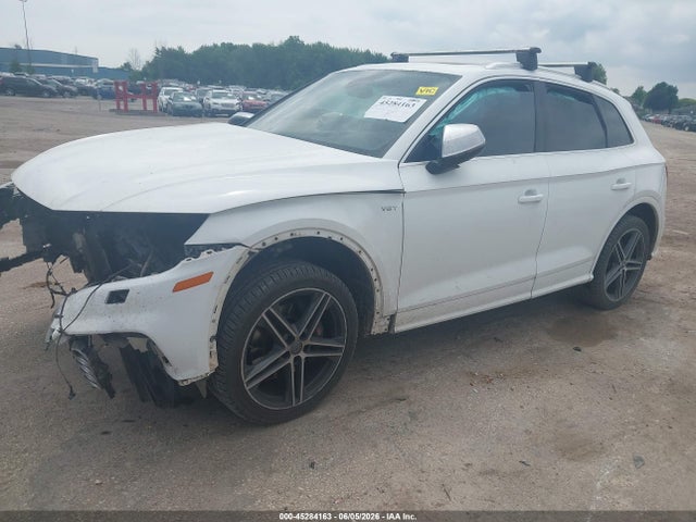 45284163 :رقم المزاد ، WA1C4AFY7J2119409 vin ، 2018 Audi Sq5 3.0t Premium Plus مزاد بيع