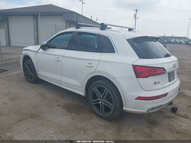 45284163 :رقم المزاد ، WA1C4AFY7J2119409 vin ، 2018 Audi Sq5 3.0t Premium Plus مزاد بيع