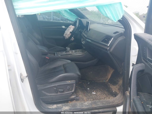 45284163 :رقم المزاد ، WA1C4AFY7J2119409 vin ، 2018 Audi Sq5 3.0t Premium Plus مزاد بيع