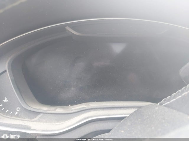 45284163 :رقم المزاد ، WA1C4AFY7J2119409 vin ، 2018 Audi Sq5 3.0t Premium Plus مزاد بيع