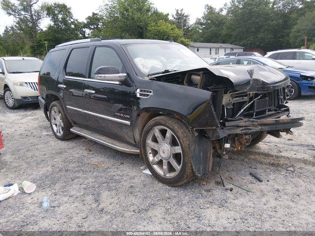 2014 Cadillac Escalade Luxury მანქანა იყიდება აუქციონზე, vin: 1GYS4BEF3ER188046, აუქციონის ნომერი: 45284182