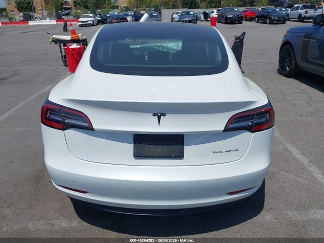 Tesla Model 3 Long Range/performance 2019 5YJ3E1EB1KF388004 Image 16