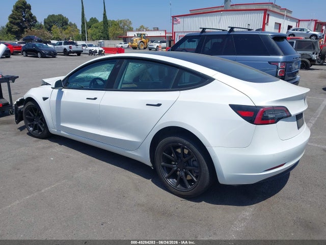 Tesla Model 3 Long Range/performance 2019 5YJ3E1EB1KF388004 Image 3