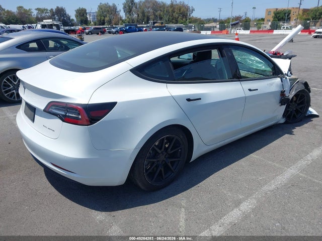 Tesla Model 3 Long Range/performance 2019 5YJ3E1EB1KF388004 Image 4