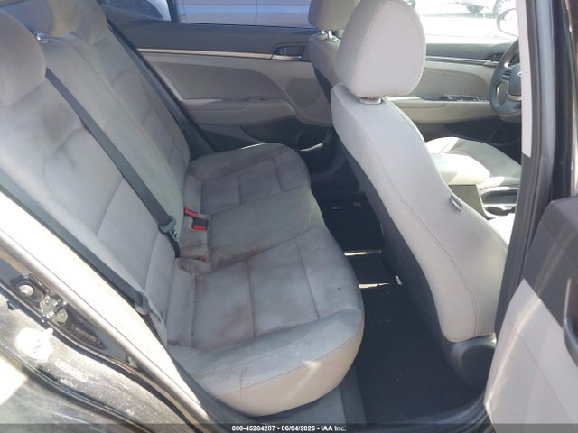 5NPD74LF6JH379563 Hyundai ELANTRA SE