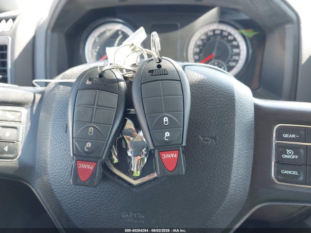 45284294 :رقم المزاد ، 3C6JR6DG4KG569430 vin ، 2019 Ram 1500 Classic Tradesman  4x2 8' Box مزاد بيع