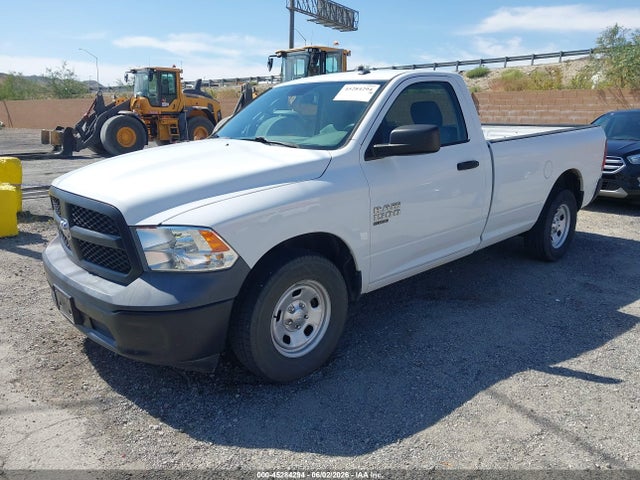 45284294 :رقم المزاد ، 3C6JR6DG4KG569430 vin ، 2019 Ram 1500 Classic Tradesman  4x2 8' Box مزاد بيع