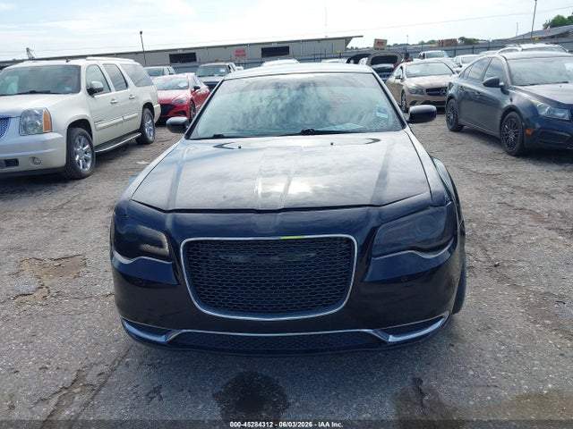 Продажа на аукционе авто 2018 Chrysler 300 Touring Awd, vin: 2C3CCARG6JH315798, номер лота: 45284312