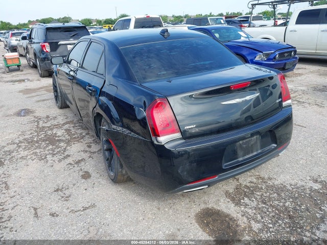 Продажа на аукционе авто 2018 Chrysler 300 Touring Awd, vin: 2C3CCARG6JH315798, номер лота: 45284312