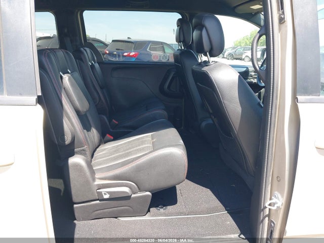 45284320 :رقم المزاد ، 2C4RDGEG7GR243041 vin ، 2016 Dodge Grand Caravan R/t مزاد بيع