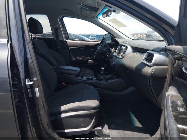 45284341 :رقم المزاد ، 5XYPGDA51KG473558 vin ، 2019 Kia Sorento 3.3l Lx مزاد بيع
