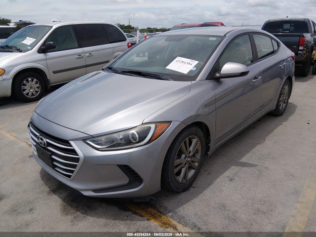 Hyundai ELANTRA SE 2017 5NPD84LF6HH029938 Image 2