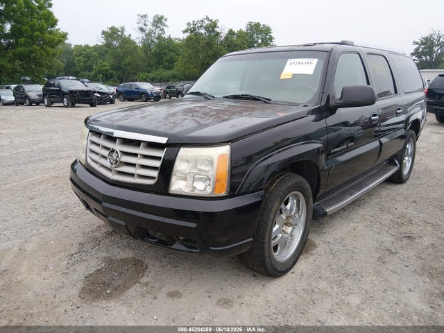 2004 Cadillac Escalade Esv Standard მანქანა იყიდება აუქციონზე, vin: 3GYFK66NX4G139400, აუქციონის ნომერი: 45284389