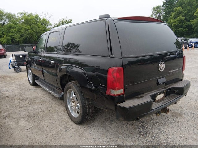 2004 Cadillac Escalade Esv Standard მანქანა იყიდება აუქციონზე, vin: 3GYFK66NX4G139400, აუქციონის ნომერი: 45284389