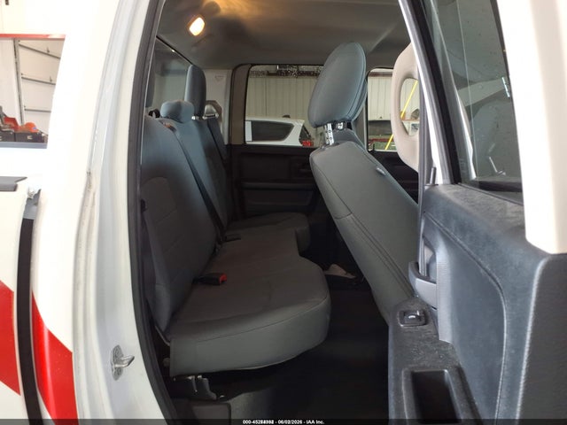 RAM 1500 2018 1C6RR7FG1JS326221 Image 8