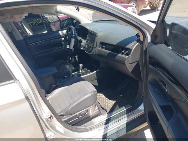 Продажа на аукционе авто 2019 Mitsubishi Outlander Se, vin: JA4AZ3A3XKZ018308, номер лота: 45284399