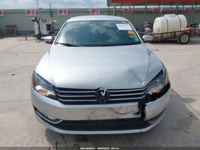 1VWAS7A35FC077564 Volkswagen Passat 1.8t Limited Edition