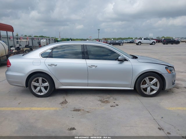 1VWAS7A35FC077564 Volkswagen Passat 1.8t Limited Edition