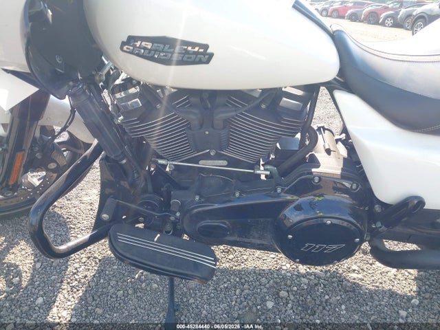 Harley-Davidson FLTRX 2024 1HD1KH71XRB643743 Image 9