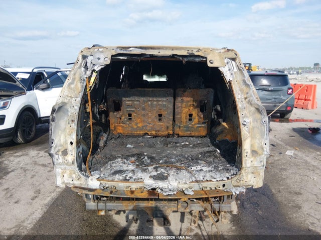 Продаж на аукціоні авто 2023 Chevrolet Suburban 4wd Lt, vin: 1GNSKCKD3PR131649, номер лоту: 45284449