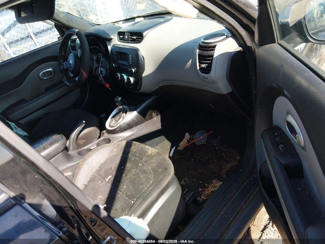 Продаж на аукціоні авто 2016 Kia Soul, vin: KNDJN2A2XG7854884, номер лоту: 45284454