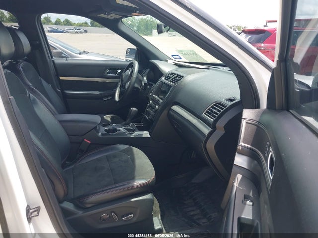 Ford EXPLORER XLT 2018 1FM5K7D8XJGB30087 Image 5