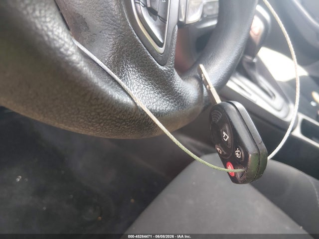 1FADP3K22GL361063 Ford FOCUS SE