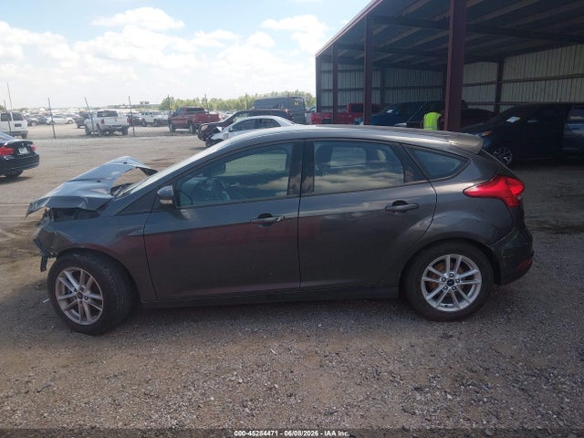 1FADP3K22GL361063 Ford FOCUS SE