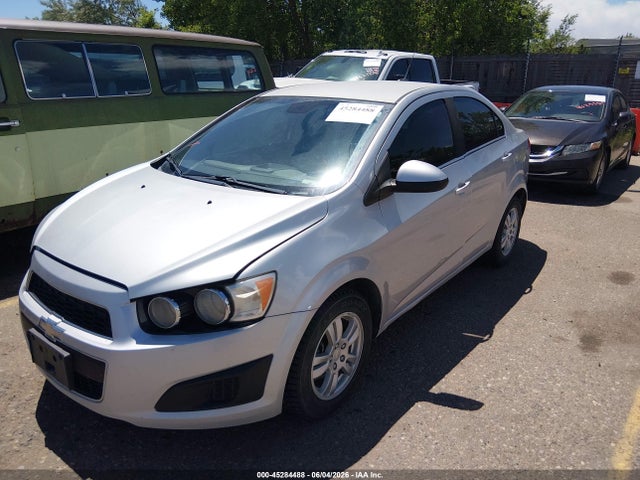 45284488 :رقم المزاد ، 1G1JD5SB3D4118927 vin ، 2013 Chevrolet Sonic Lt Manual مزاد بيع